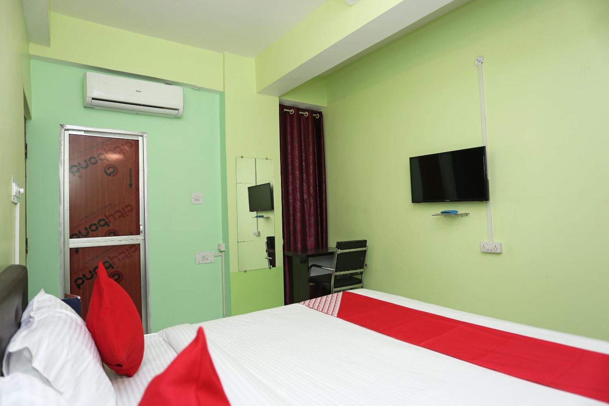 Super Hotel O Near Anisabad Golambar Patna  Bagian luar foto